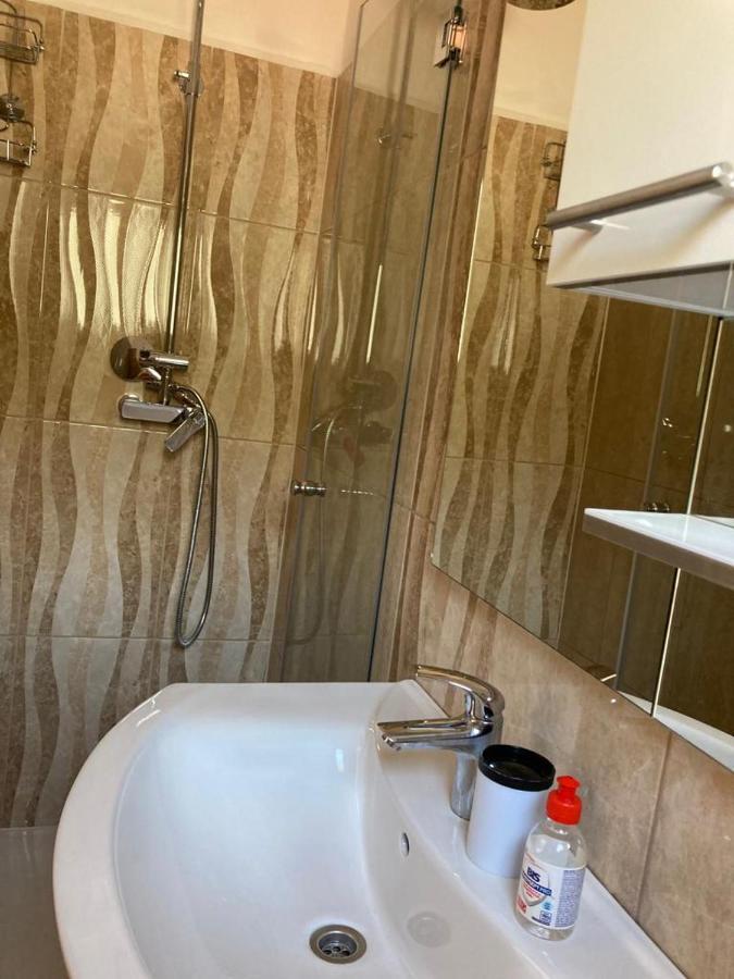 Apartment Andjela Starigrad Paklenica Exterior foto