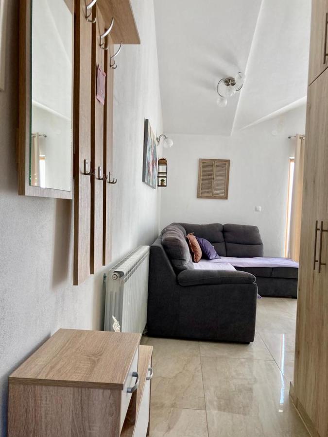 Apartment Andjela Starigrad Paklenica Exterior foto